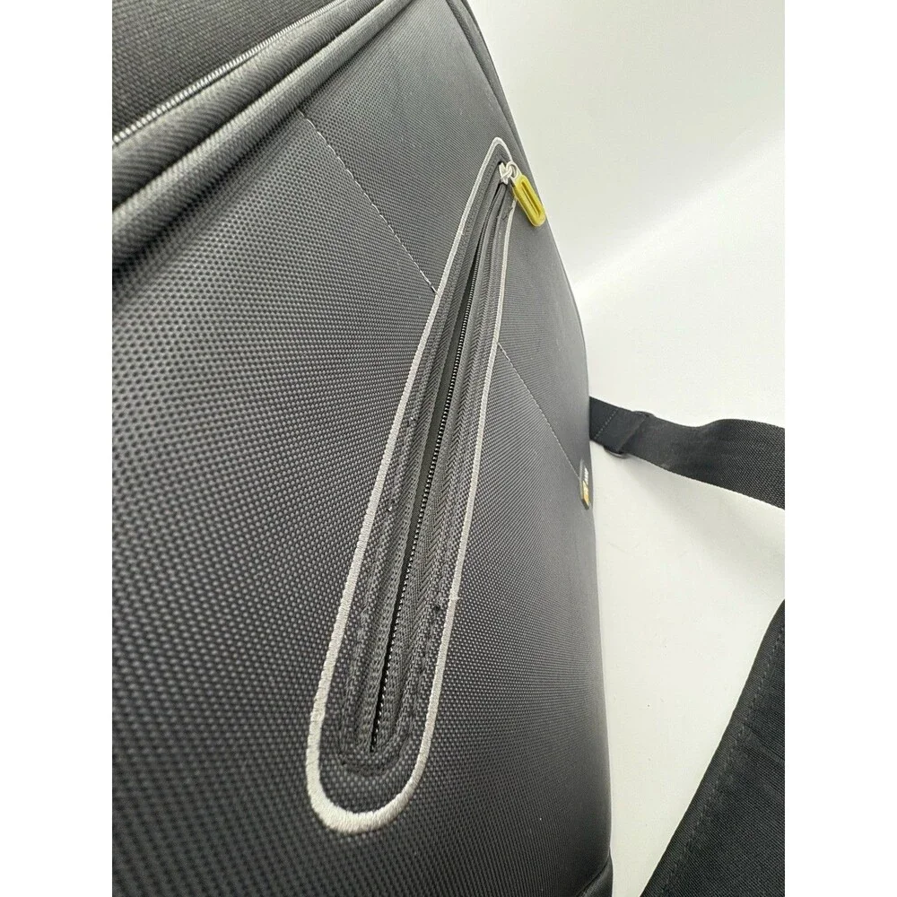 Case Logic VNC-218BLACK 18 Inch Laptop Bag Briefcase Soft Computer Unisex